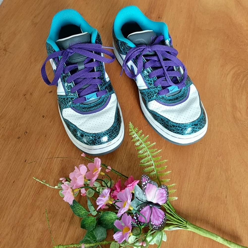 Nike Air athletic shoes